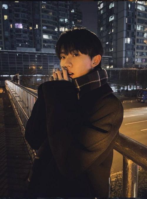 豆瓣爆料马嘉祺视频,豆瓣热议，揭秘明星幕后生活  第2张