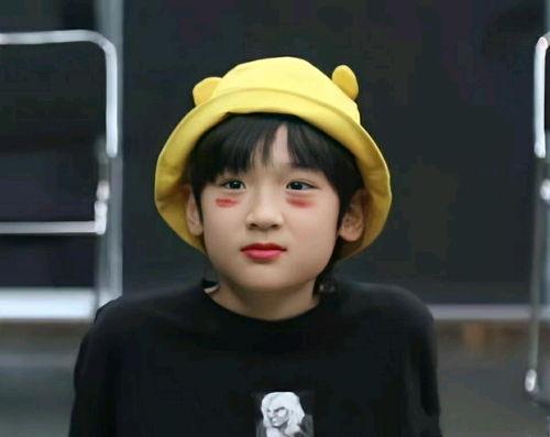 张峻豪被站姐爆料视频,张峻豪被站姐爆料视频引发热议 第3张 张峻豪被站姐爆料视频,张峻豪被站姐爆料视频引发热议 第3张