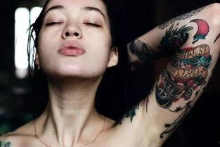 女纹身师爆料视频下载,纹身背后的故事与艺术 第3张 女纹身师爆料视频下载,纹身背后的故事与艺术 第3张